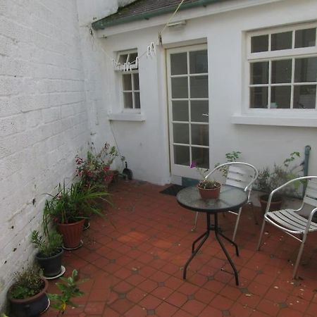 Cathedral Cottage Londonderry Exterior foto